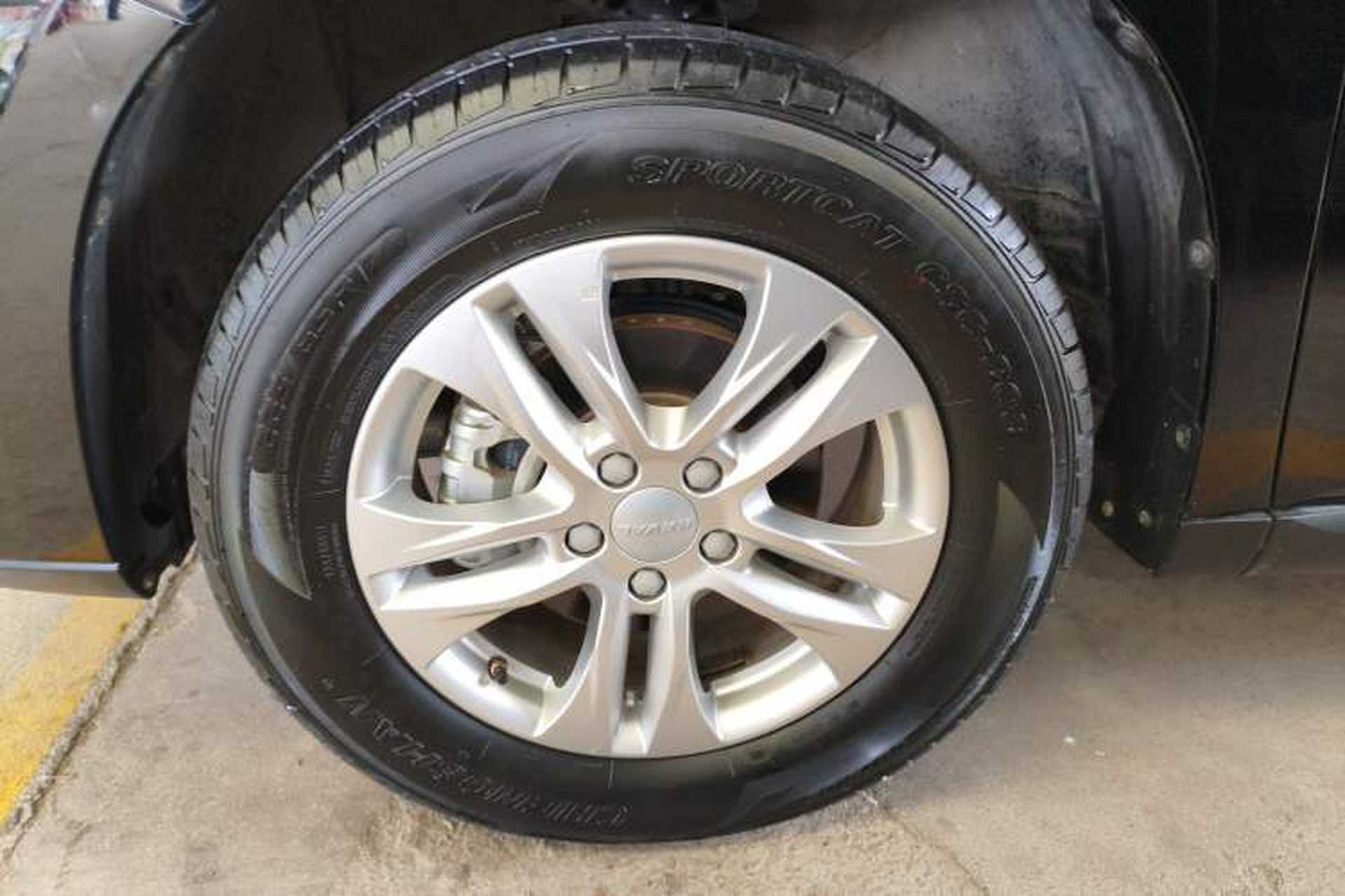 Used Haval M6 2019 1.5T DCT Two-Wheel Drive Elite Version China VI Standard Exterior 2