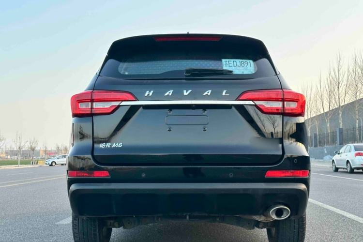 Used Haval M6 2019 1.5T DCT Two-Wheel Drive Elite Version China VI Standard Exterior 5