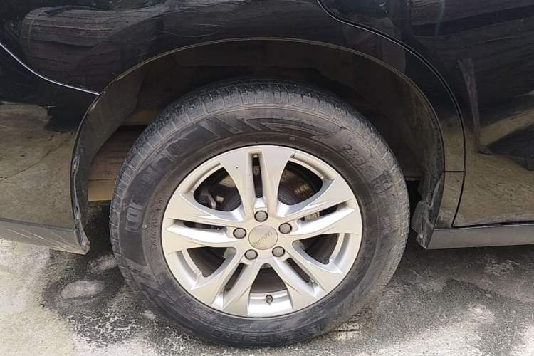 Used Haval M6 2019 1.5T DCT Two-Wheel Drive Elite Version China VI Standard Exterior 5