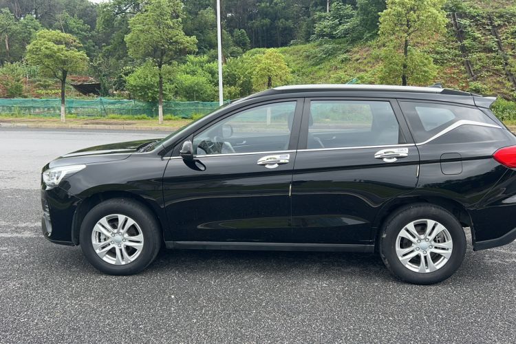Used Haval M6 2019 1.5T DCT Two-Wheel Drive Elite Version China VI Standard Exterior 9