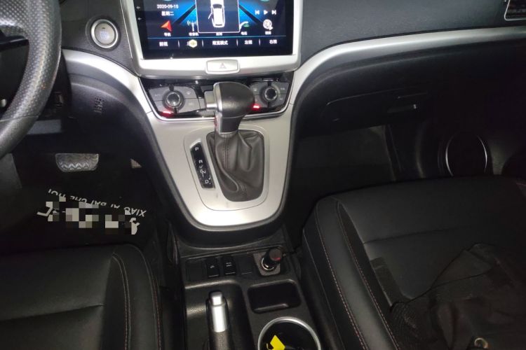 Used Haval M6 2019 1.5T DCT Two-Wheel Drive Value Edition China VI Standard Gear Lever