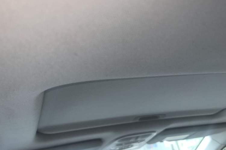 Used Haval M6 2019 1.5T DCT Two-Wheel Drive Elite Version China VI Standard Headliner