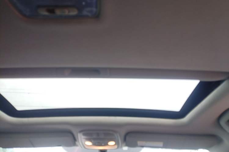 Used Haval M6 2019 1.5T DCT Two-Wheel Drive Value Edition China VI Standard Headliner