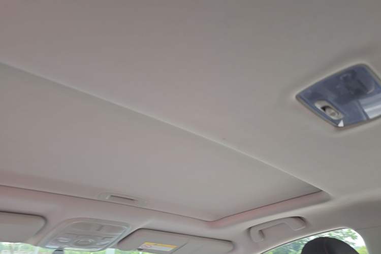 Used Haval M6 2019 1.5T DCT Two-Wheel Drive Elite Version China VI Standard Headliner