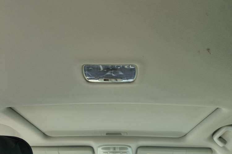 Used Haval M6 2019 1.5T DCT Two-Wheel Drive Elite Version China VI Standard Headliner
