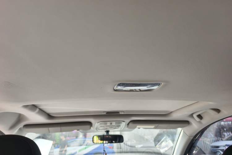 Used Haval M6 2019 1.5T Manual Two-Wheel Drive Elite Version China VI Standard Headliner