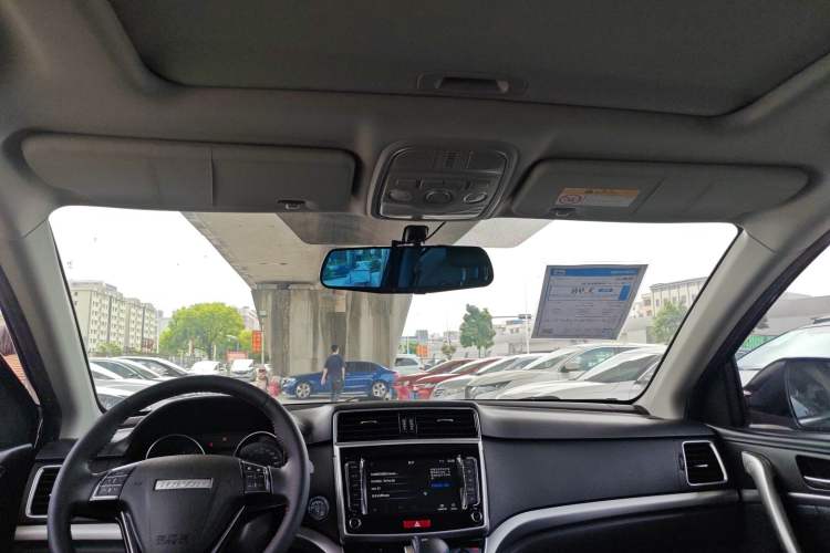 Used Haval M6 2019 1.5T DCT Two-Wheel Drive Elite Version China VI Standard Headliner