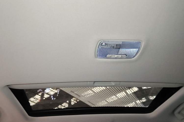 Used Haval M6 2019 1.5T DCT Two-Wheel Drive Elite Version China VI Standard Headliner