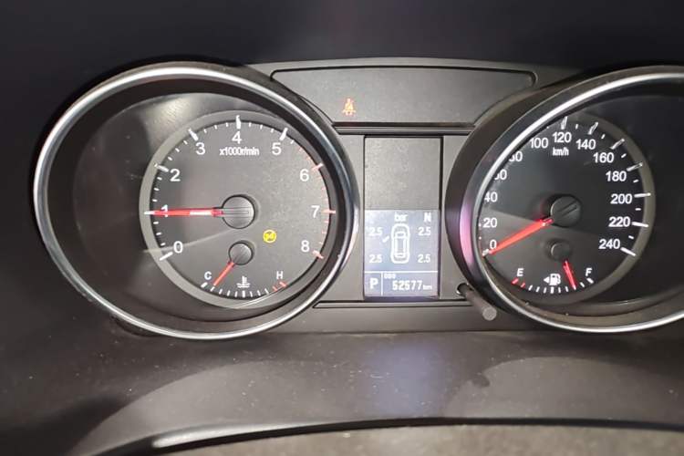 Used Haval M6 2019 1.5T DCT Two-Wheel Drive Value Edition China VI Standard Instrument Cluster