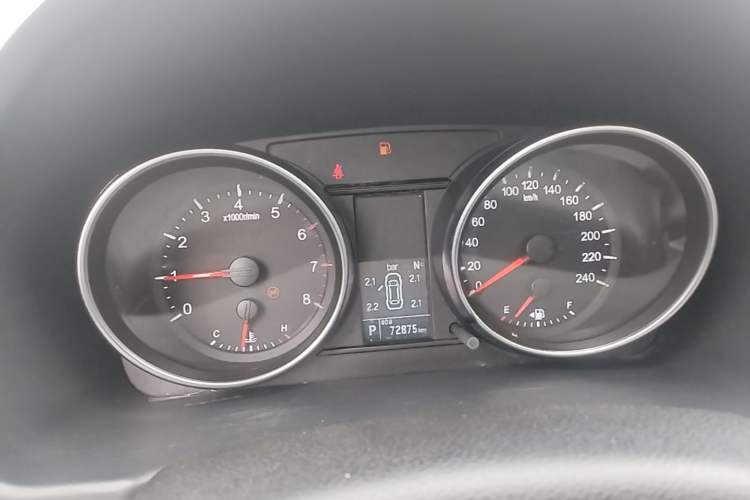 Used Haval M6 2019 1.5T DCT Two-Wheel Drive Value Edition China VI Standard Instrument Cluster