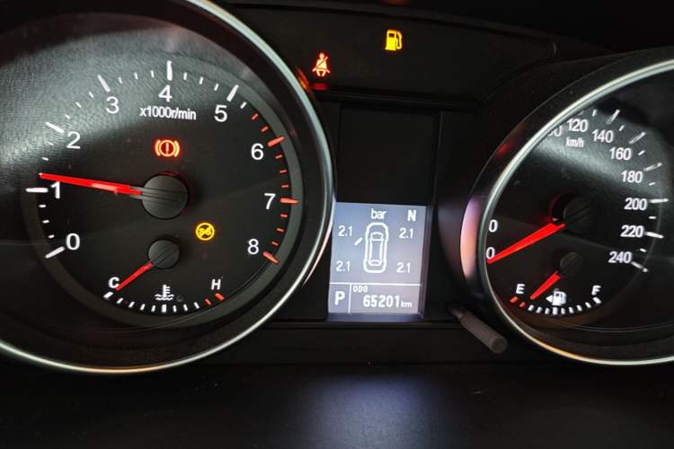 Used Haval M6 2019 1.5T DCT Two-Wheel Drive Value Edition China VI Standard Instrument Cluster