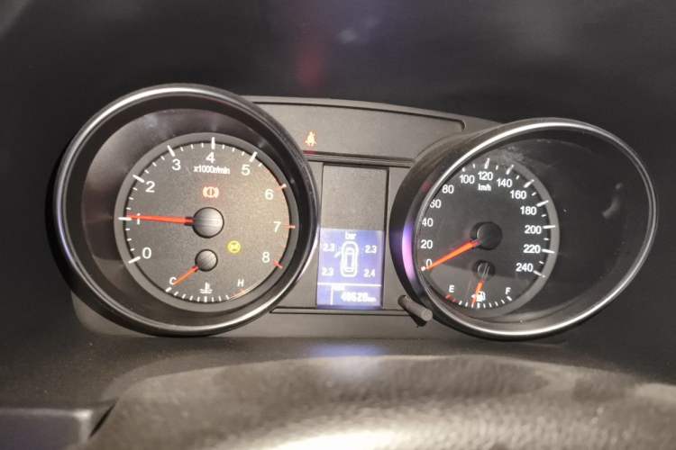Used Haval M6 2019 1.5T Manual Two-Wheel Drive Elite Version China V Standard Instrument Cluster