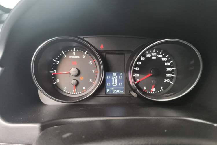 Used Haval M6 2019 1.5T DCT Two-Wheel Drive Elite Version China VI Standard Instrument Cluster