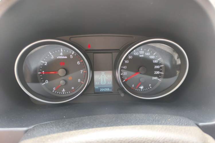 Used Haval M6 2019 1.5T Manual Two-Wheel Drive Elite Version China VI Standard Instrument Cluster