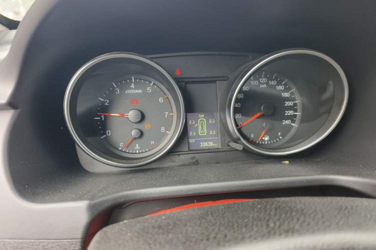 Used Haval M6 2019 1.5T Manual Two-Wheel Drive Elite Version China VI Standard Instrument Cluster