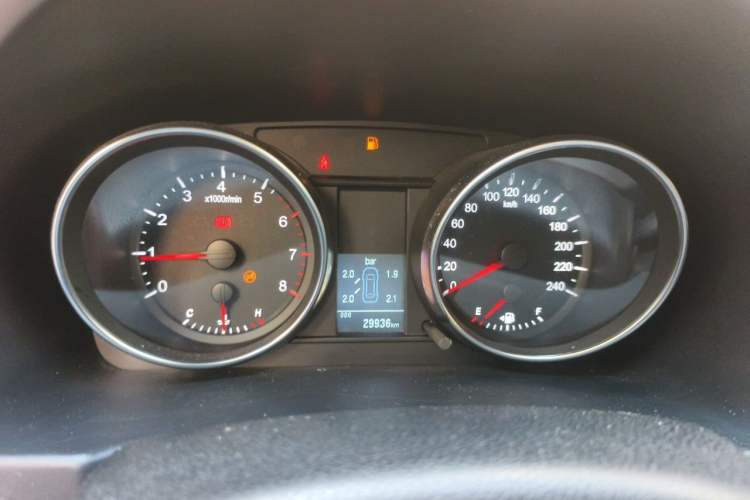 Used Haval M6 2019 1.5T Manual Two-Wheel Drive Elite Version China VI Standard Instrument Cluster