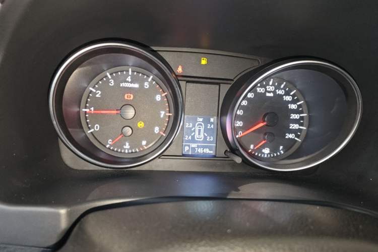 Used Haval M6 2019 1.5T DCT Two-Wheel Drive Elite Version China V Standard Instrument Cluster
