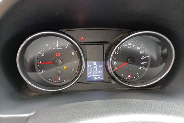 Used Haval M6 2019 1.5T Manual Two-Wheel Drive Elite Version China VI Standard Instrument Cluster