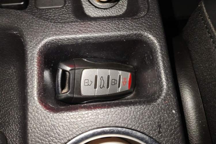 Used Haval M6 2019 1.5T DCT Two-Wheel Drive Value Edition China VI Standard Interior 1