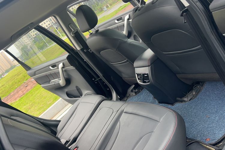 Used Haval M6 2019 1.5T DCT Two-Wheel Drive Elite Version China VI Standard Interior 12