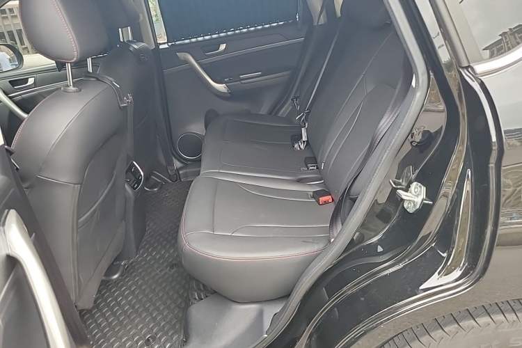 Used Haval M6 2019 1.5T DCT Two-Wheel Drive Value Edition China VI Standard Interior 4
