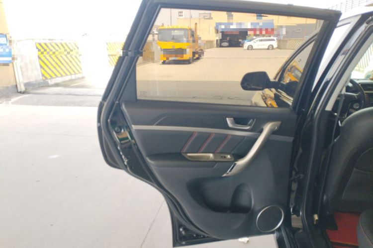 Used Haval M6 2019 1.5T DCT Two-Wheel Drive Value Edition China VI Standard Interior 5