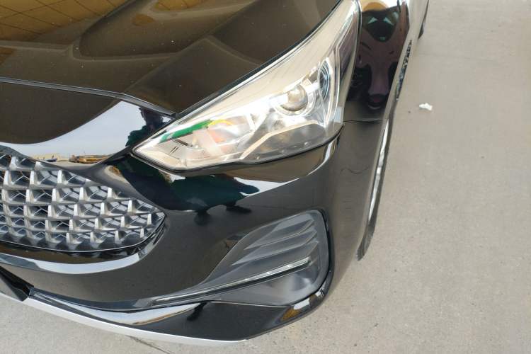 Used Haval M6 2019 1.5T DCT Two-Wheel Drive Value Edition China VI Standard Left Front Headlight