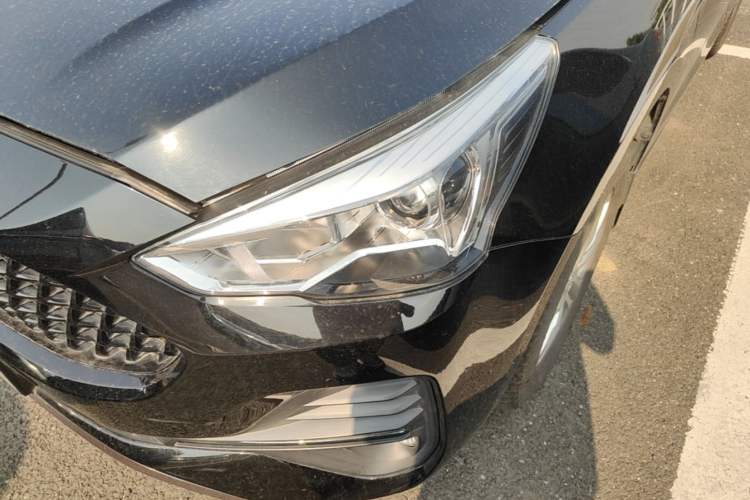 Used Haval M6 2019 1.5T DCT Two-Wheel Drive Elite Version China VI Standard Left Front Headlight