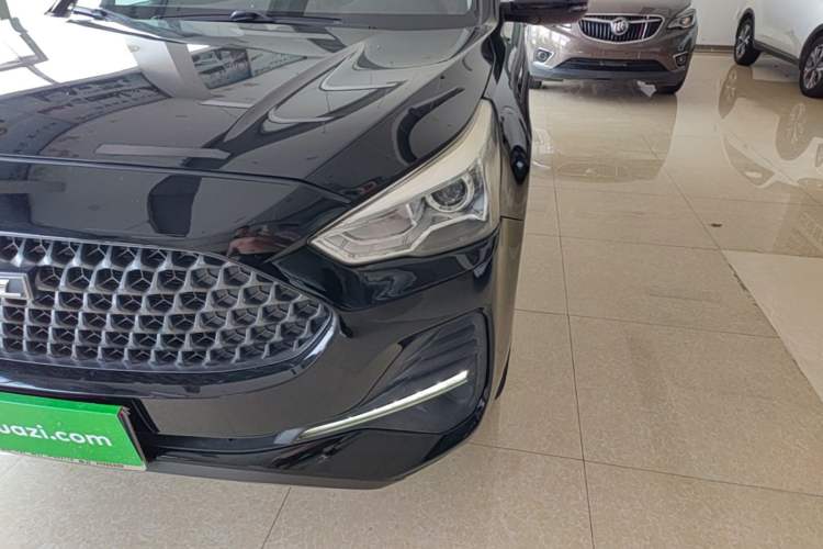 Used Haval M6 2019 1.5T DCT Two-Wheel Drive Value Edition China VI Standard Left Front Headlight