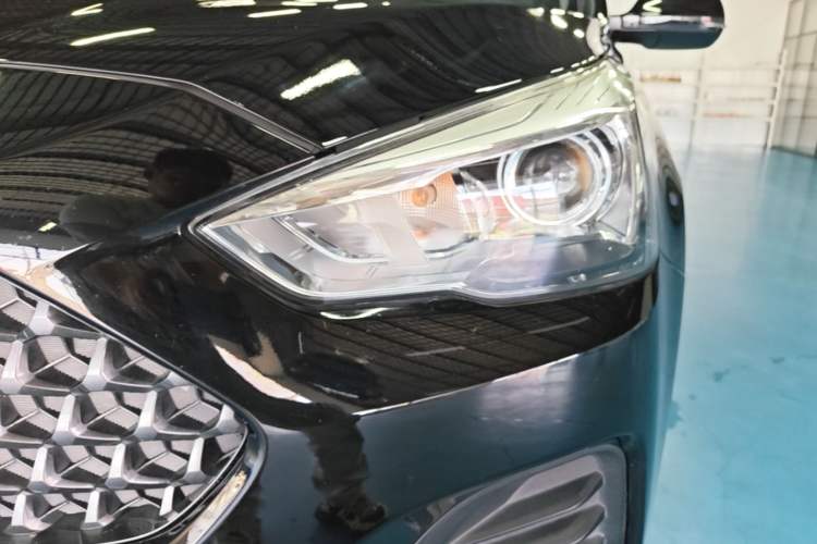 Used Haval M6 2019 1.5T DCT Two-Wheel Drive Value Edition China VI Standard Left Front Headlight