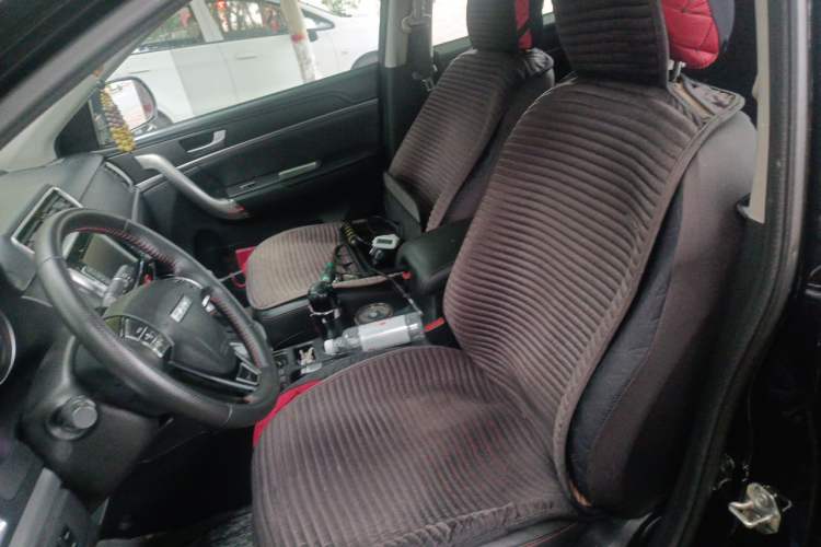 Used Haval M6 2019 1.5T Manual Two-Wheel Drive Elite Version China VI Standard Left Front Seat