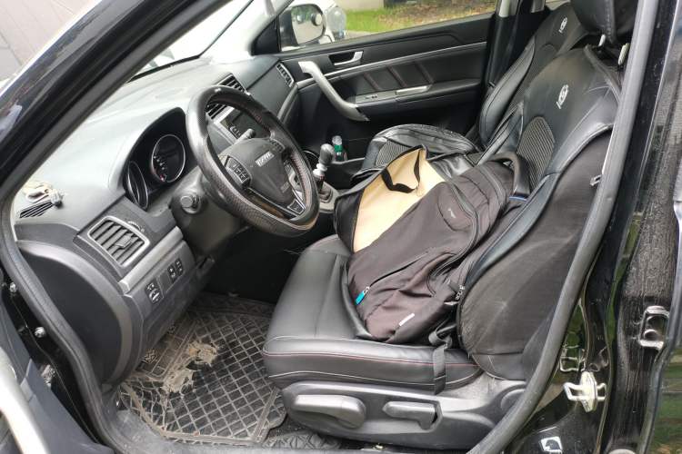 Used Haval M6 2019 1.5T Manual Two-Wheel Drive Elite Version China VI Standard Left Front Seat