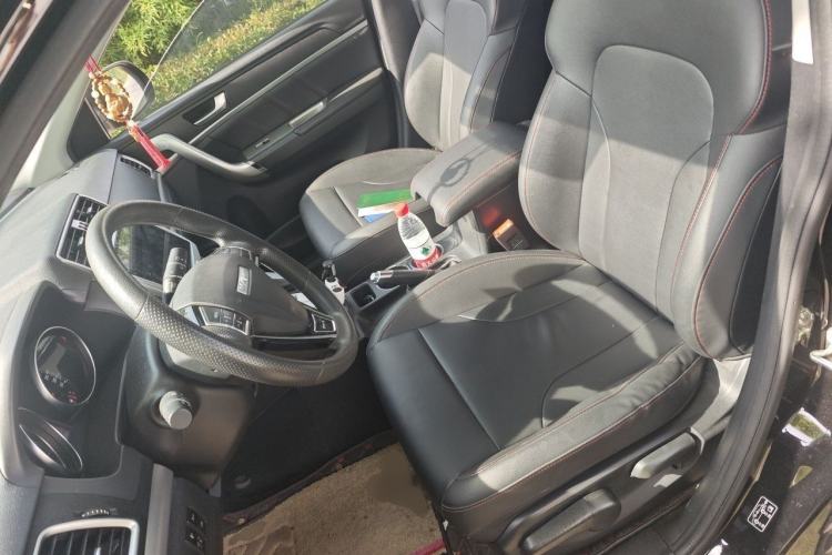 Used Haval M6 2019 1.5T DCT Two-Wheel Drive Value Edition China VI Standard Left Front Seat