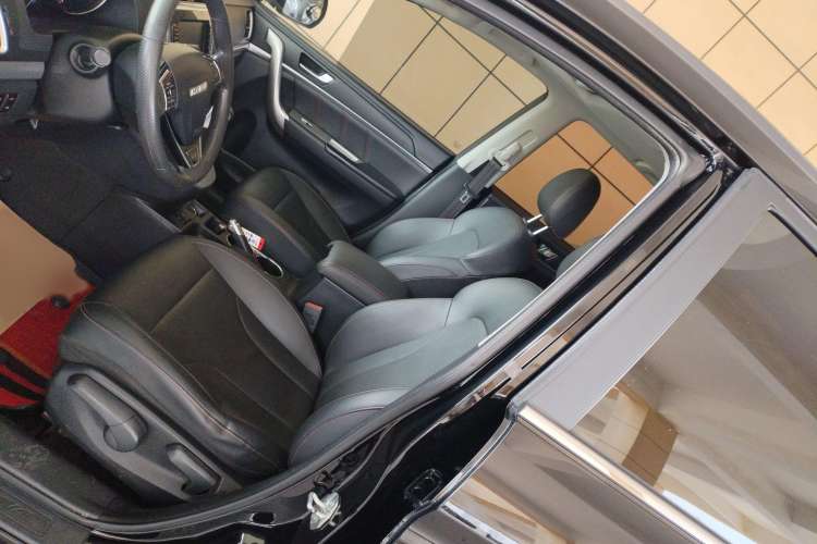 Used Haval M6 2019 1.5T DCT Two-Wheel Drive Value Edition China VI Standard Left Front Seat