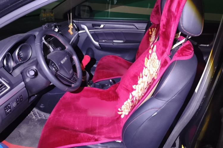 Used Haval M6 2019 1.5T Manual Two-Wheel Drive Elite Version China V Standard Left Front Seat