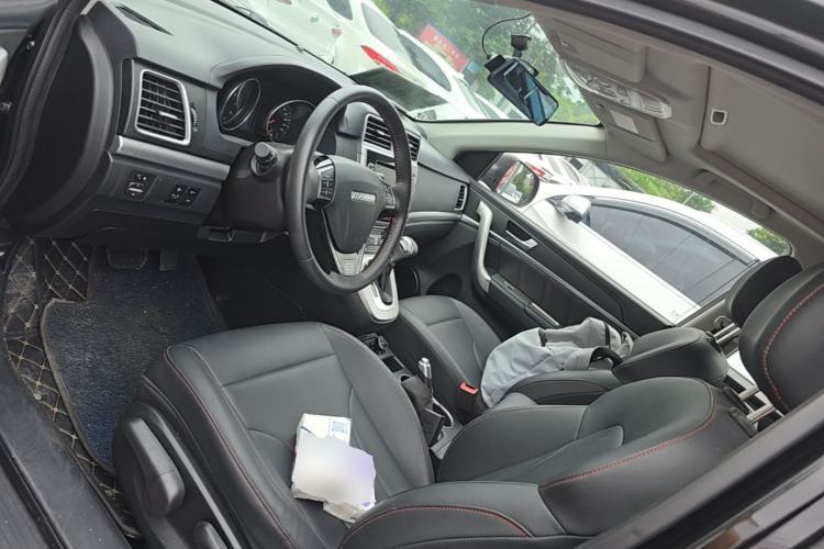 Used Haval M6 2019 1.5T DCT Two-Wheel Drive Elite Version China VI Standard Left Front Seat