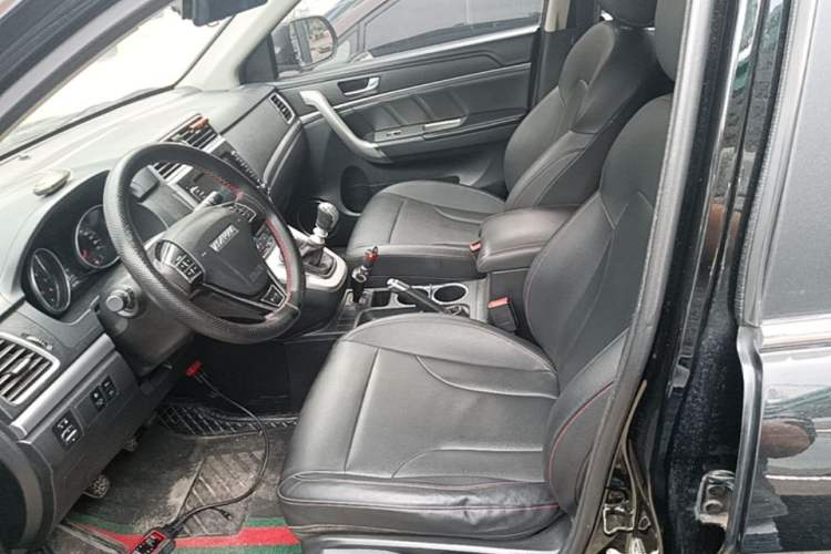 Used Haval M6 2019 1.5T Manual Two-Wheel Drive Elite Version China VI Standard Left Front Seat