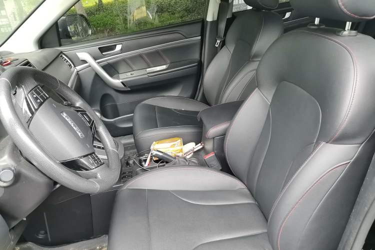 Used Haval M6 2019 1.5T DCT Two-Wheel Drive Value Edition China VI Standard Left Front Seat