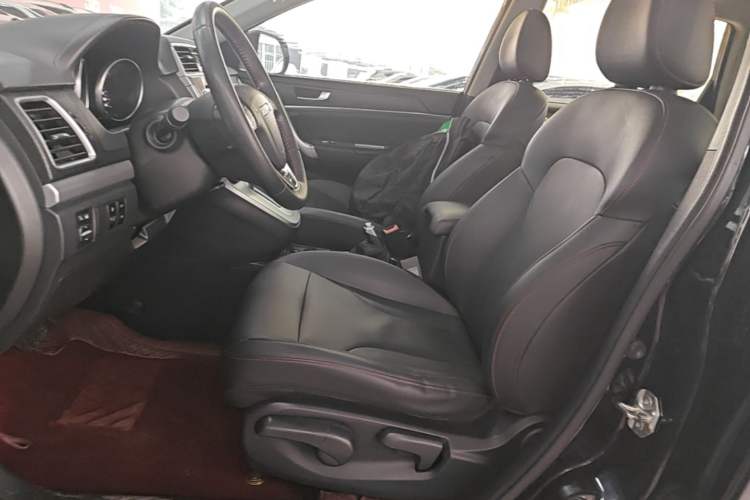 Used Haval M6 2019 1.5T DCT Two-Wheel Drive Elite Version China VI Standard Left Front Seat