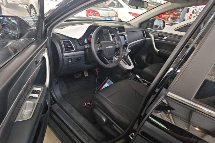 Used Haval M6 2019 1.5T DCT Two-Wheel Drive Elite Version China V Standard Left Front Seat