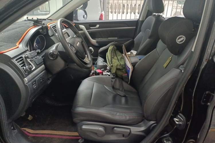 Used Haval M6 2019 1.5T Manual Two-Wheel Drive Elite Version China VI Standard Left Front Seat
