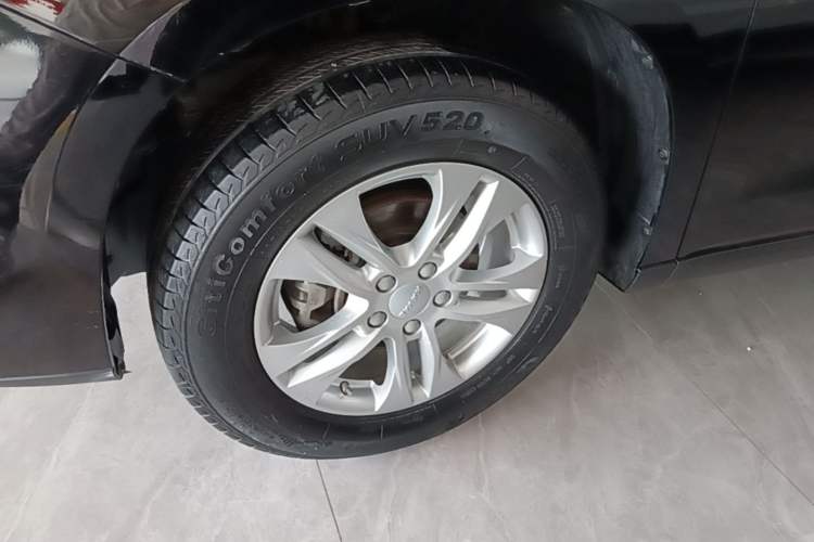 Used Haval M6 2019 1.5T DCT Two-Wheel Drive Elite Version China VI Standard Left Front Wheel Hub