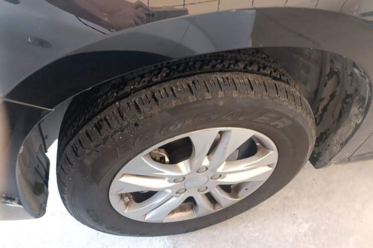 Used Haval M6 2019 1.5T DCT Two-Wheel Drive Value Edition China VI Standard Left Front Wheel Hub