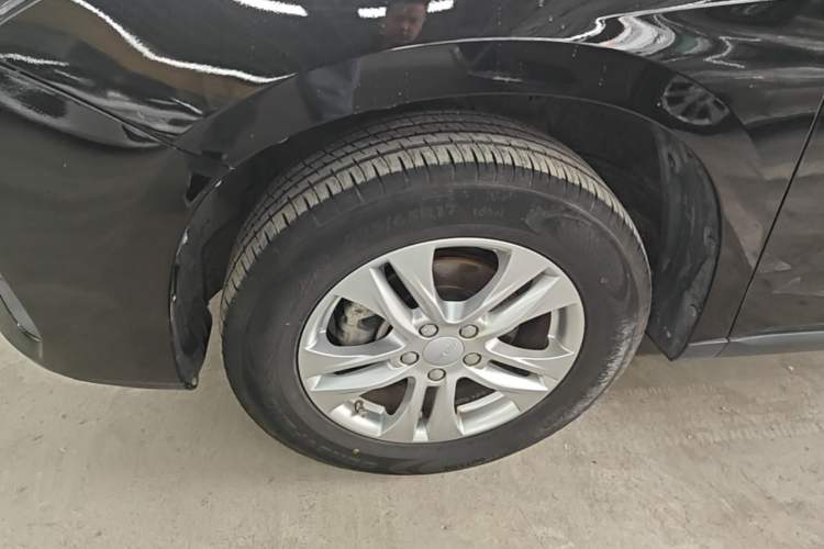 Used Haval M6 2019 1.5T DCT Two-Wheel Drive Elite Version China VI Standard Left Front Wheel Hub