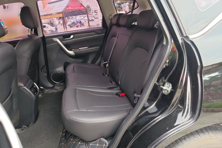 Used Haval M6 2019 1.5T DCT Two-Wheel Drive Value Edition China VI Standard Left Rear Seat