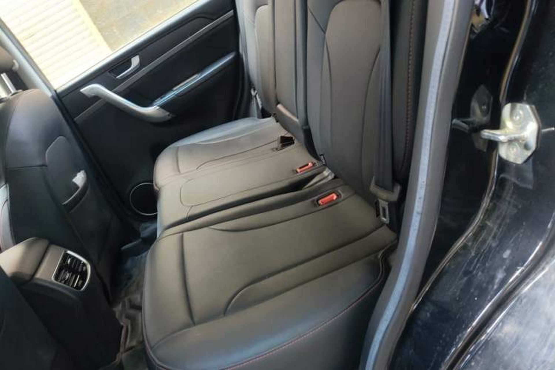 Used Haval M6 2019 1.5T DCT Two-Wheel Drive Urban Version China V Standard Left Rear Seat