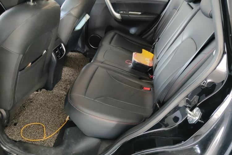 Used Haval M6 2019 1.5T DCT Two-Wheel Drive Elite Version China V Standard Left Rear Seat