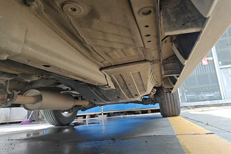 Used Haval M6 2019 1.5T DCT Two-Wheel Drive Elite Version China VI Standard Left Side Sill