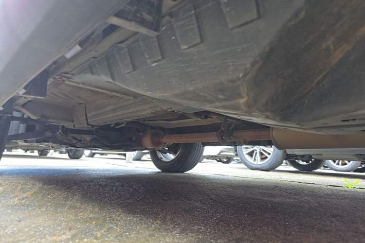 Used Haval M6 2019 1.5T DCT Two-Wheel Drive Elite Version China VI Standard Left Side Sill