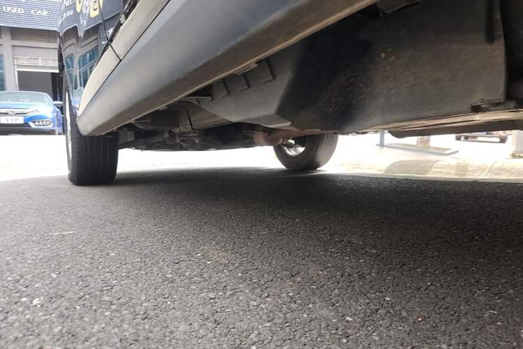 Used Haval M6 2019 1.5T Manual Two-Wheel Drive Elite Version China VI Standard Left Side Sill